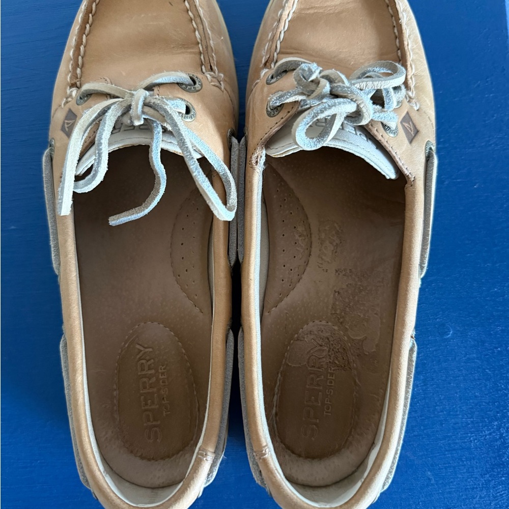 Sperry Tan Leather Boat Shoes